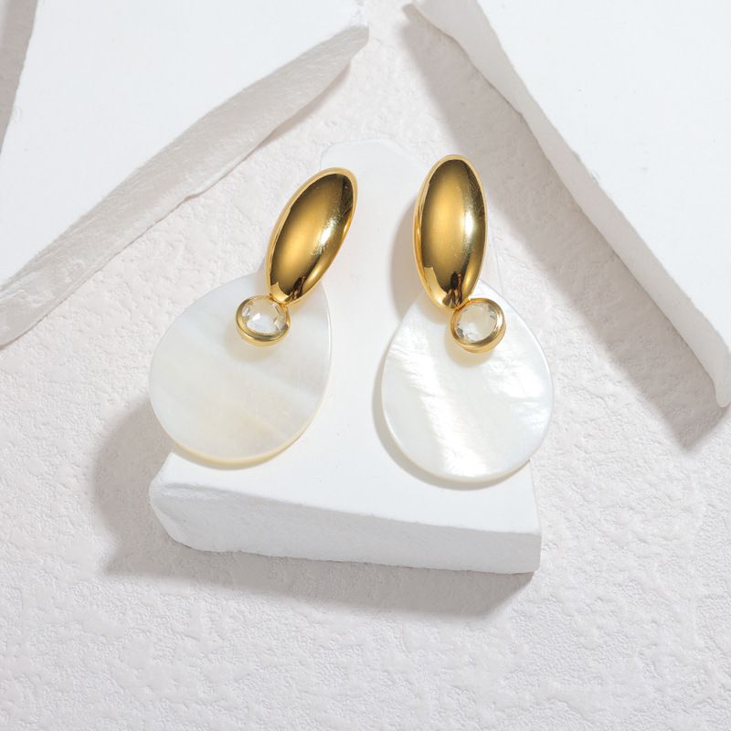 Cold earrings