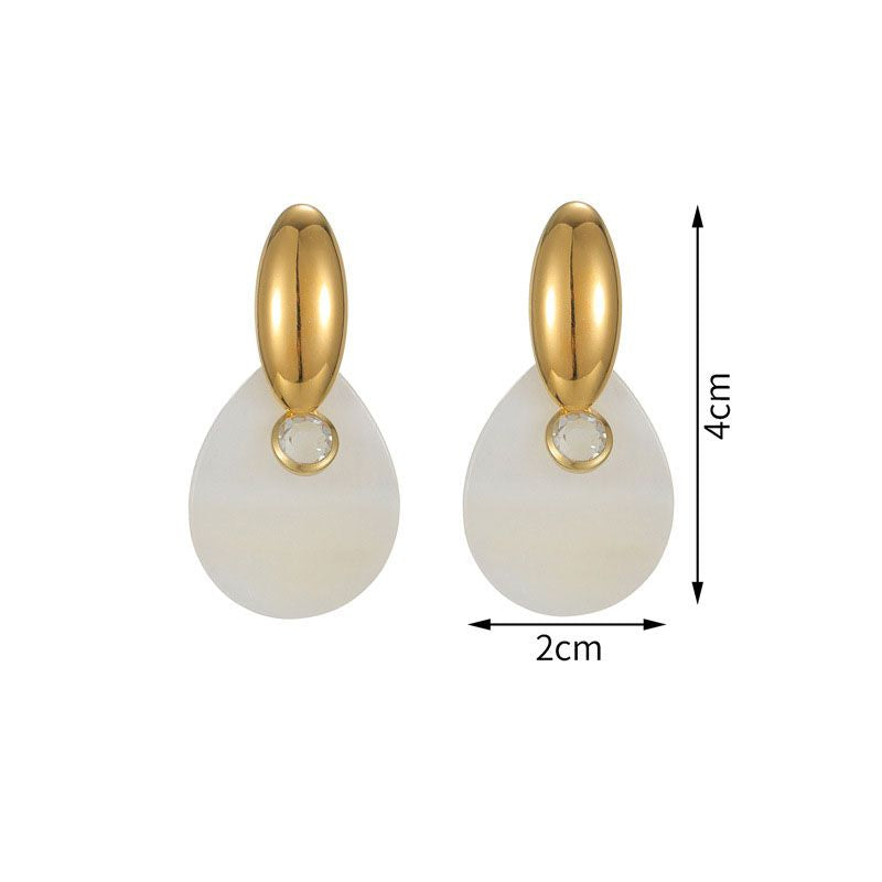 Cold earrings