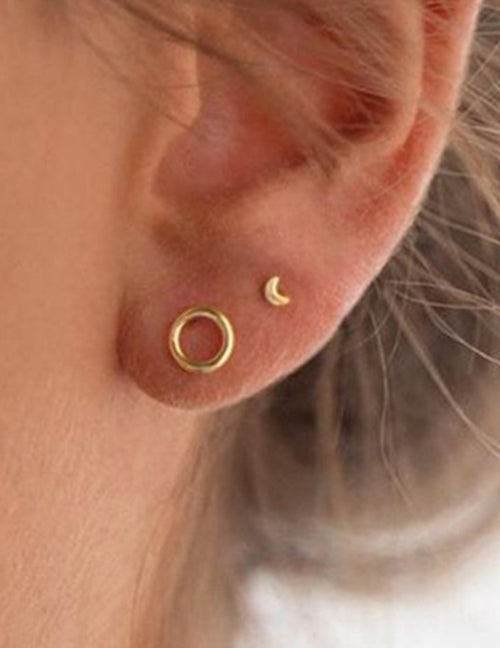 Hoop studs