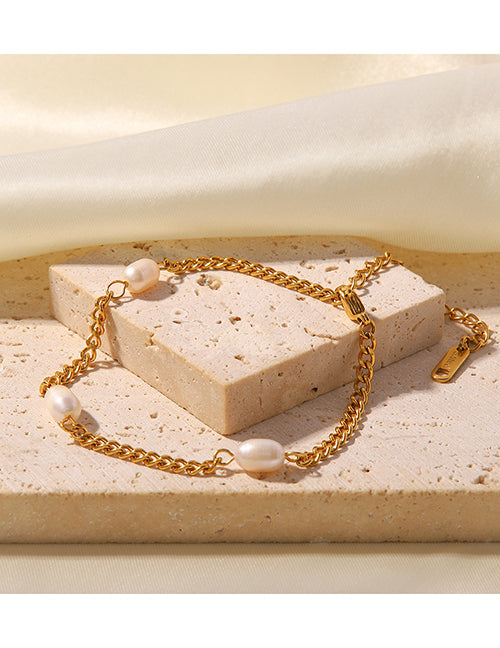 Queen bracelet