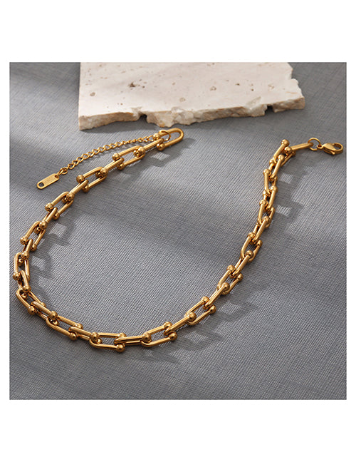 Horseshoe buckle necklace