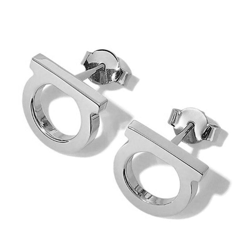 Studs dupe F