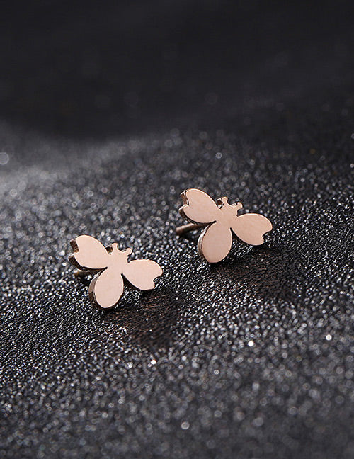 Bee studs