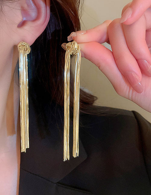 Gold tassel
