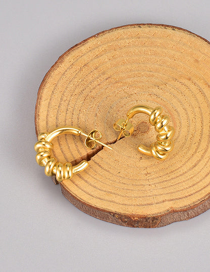 Knot hoops