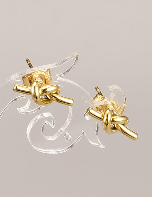 Knot studs