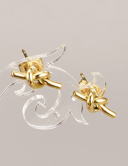 Knot studs