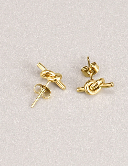 Knot studs