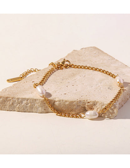 Queen bracelet